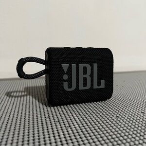 JBL Go 3 4.2W Portable Waterproof Speaker - Black/Grey (JBLGO3BLKAM)